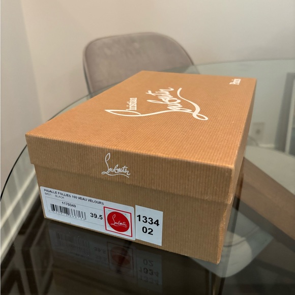 Christian Louboutin Pigalle Suede pumps - Picture 10 of 10